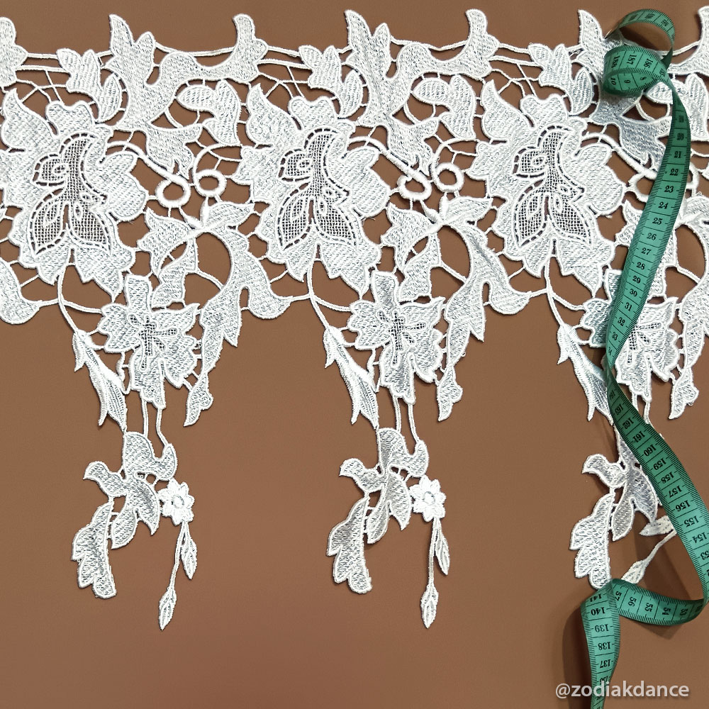 Lace Rebecca Antic White