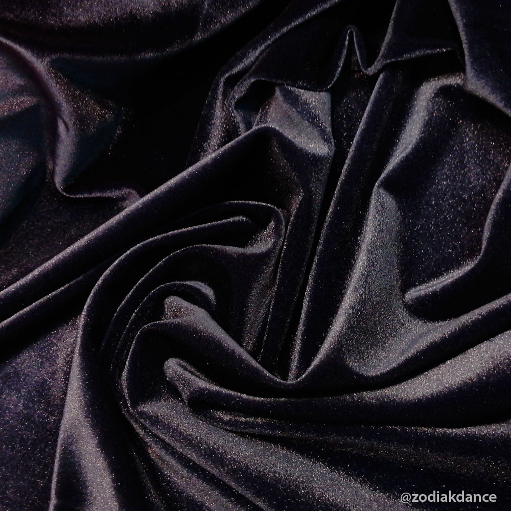 Smooth Velvet Black
